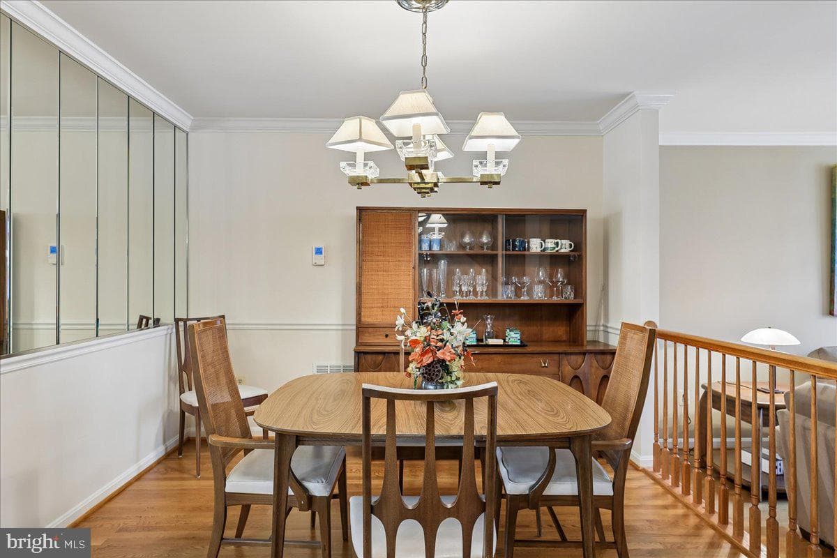 6488 Sharon Kay Court photo 7
