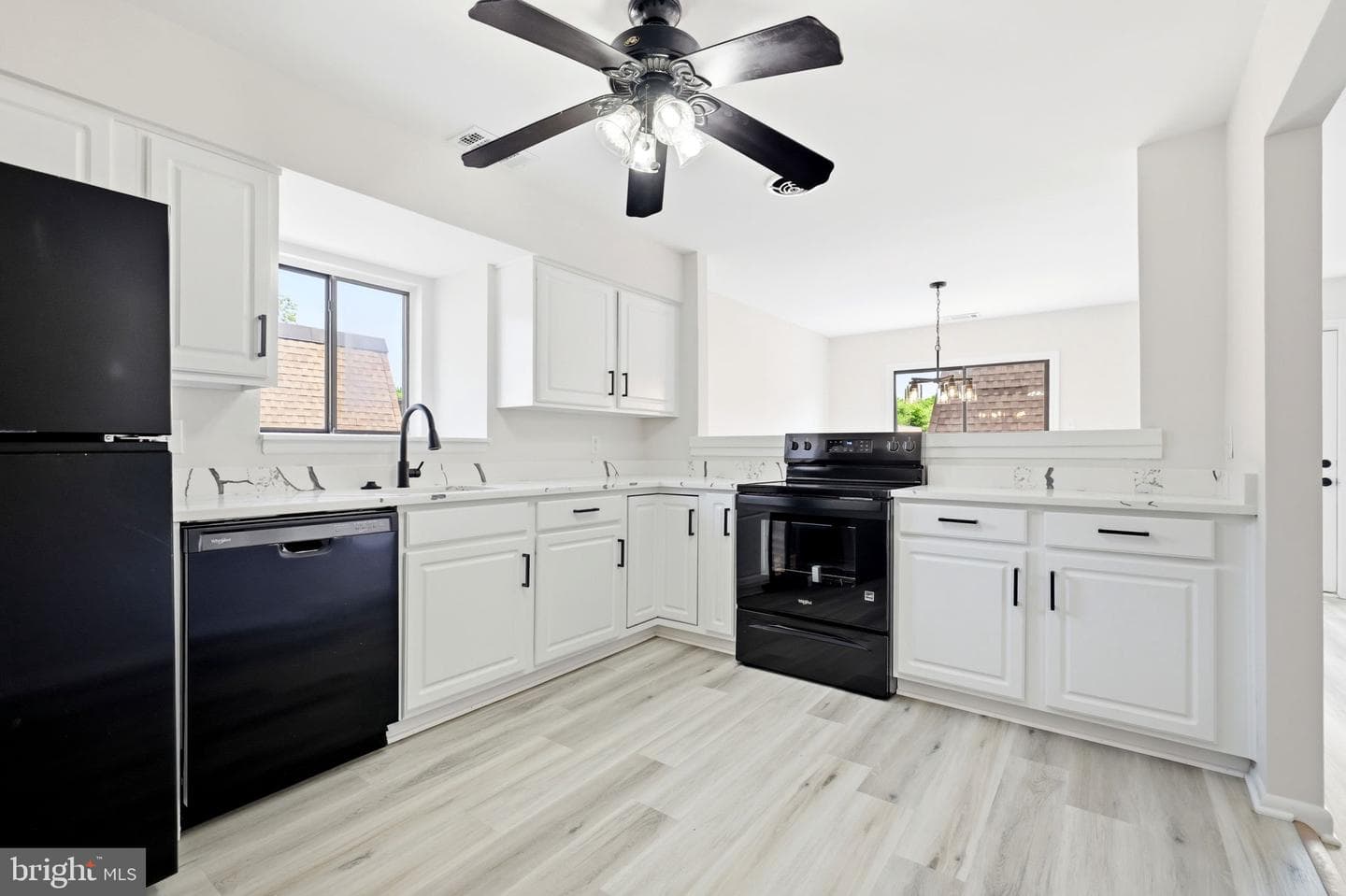 3831 Miramonte Place #107e photo 17