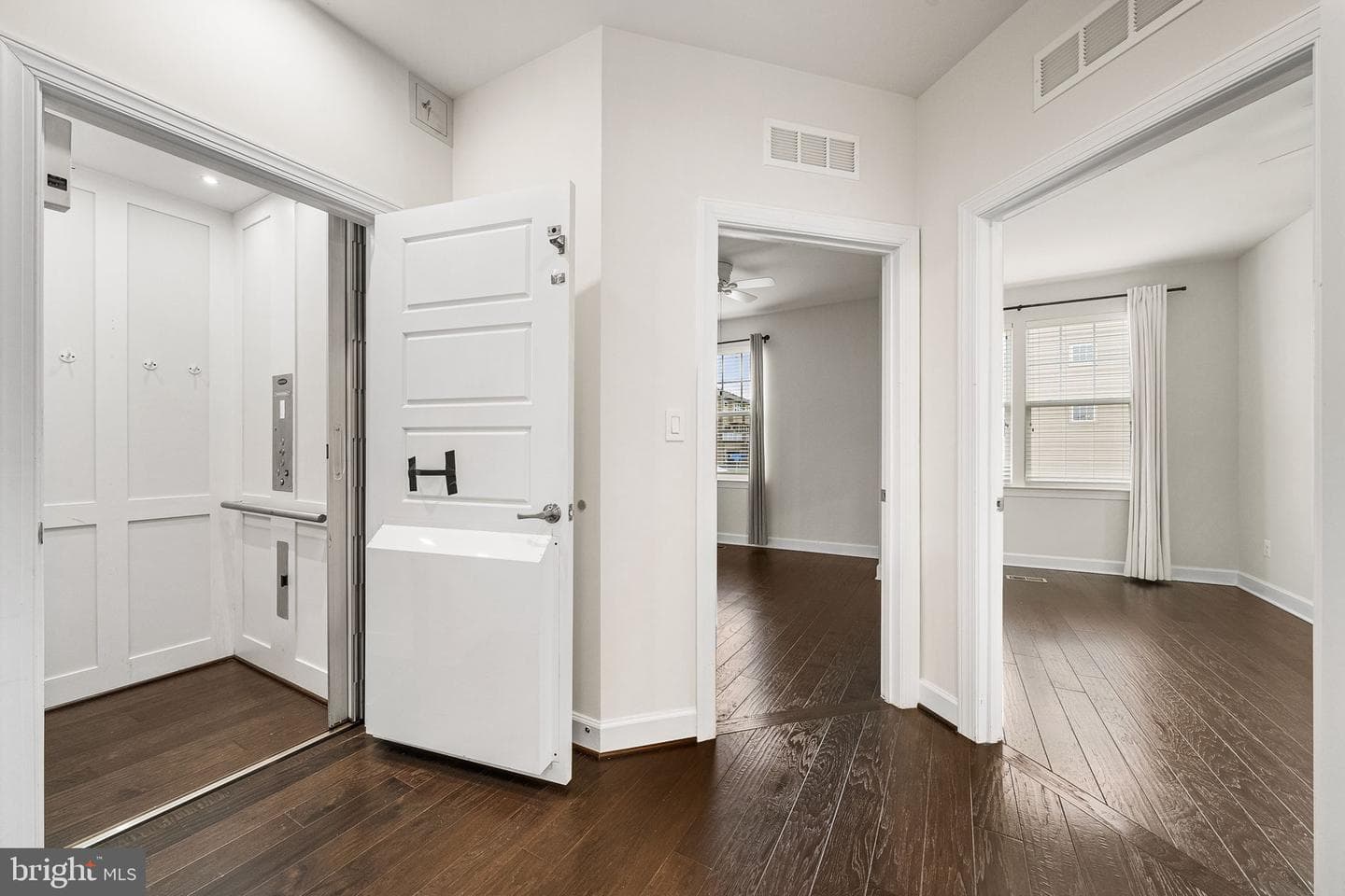 6409 Beatles Lane #8 photo 23