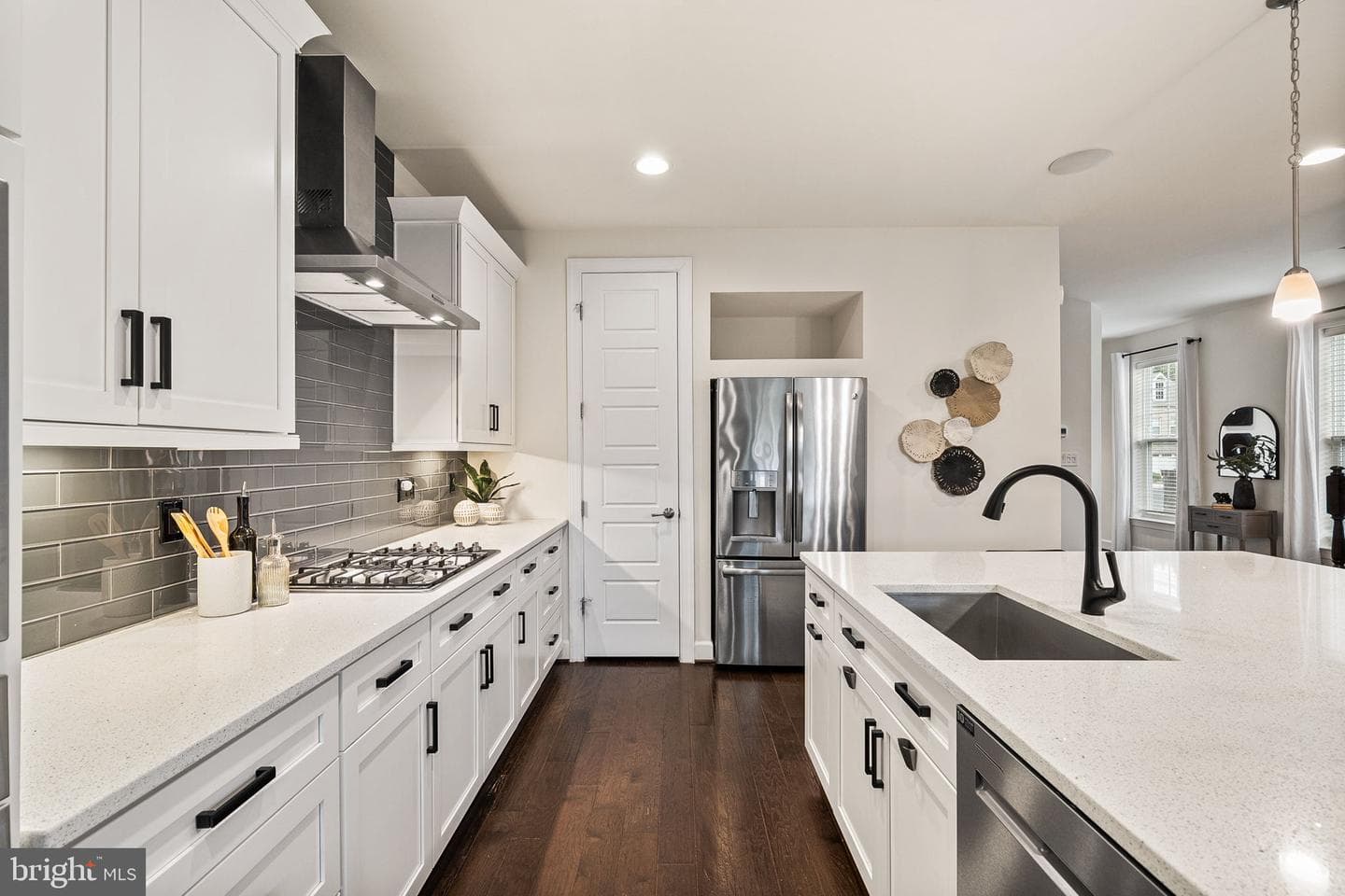 6409 Beatles Lane #8 photo 7