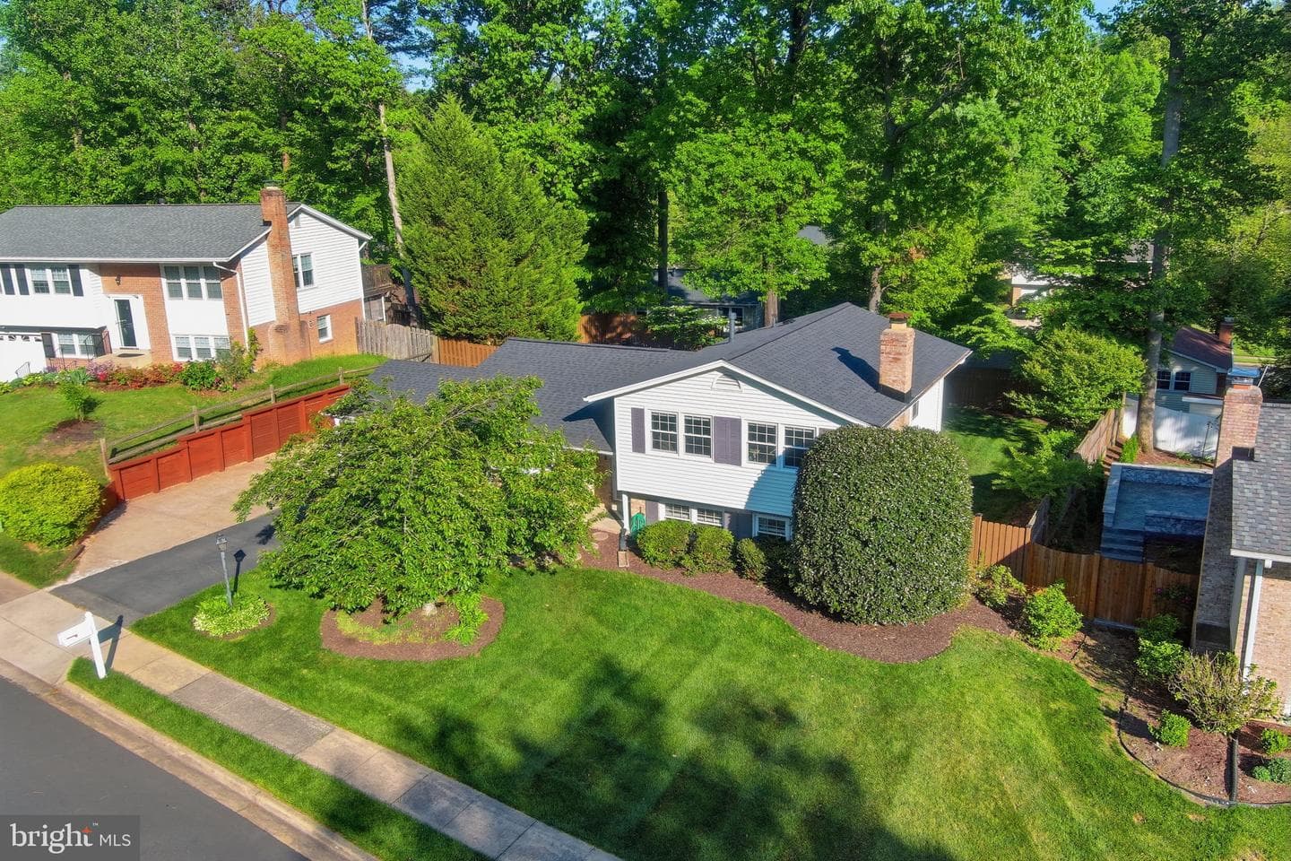 7221 Galgate Drive photo 3