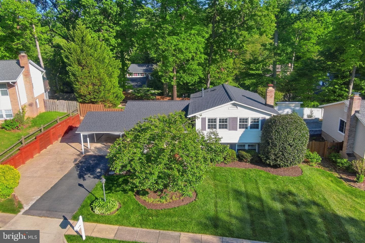 7221 Galgate Drive photo 4