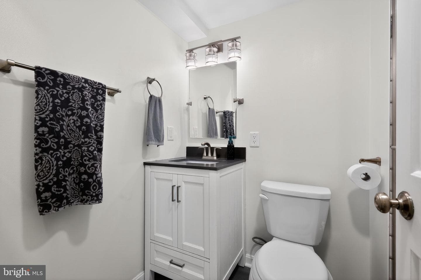7640 Tremayne Pl # 102 photo 6