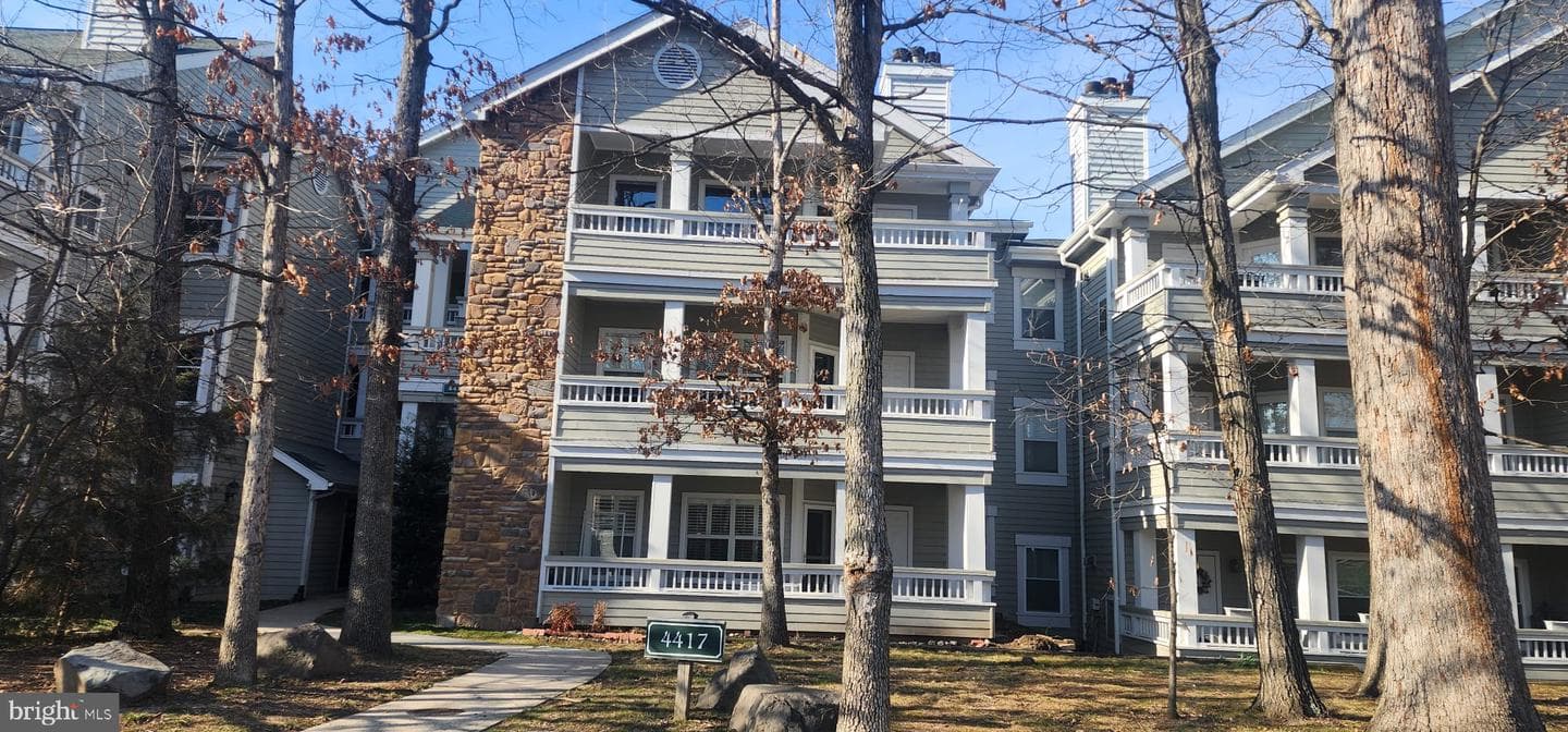 4417 Fair Stone Drive #303, Fairfax