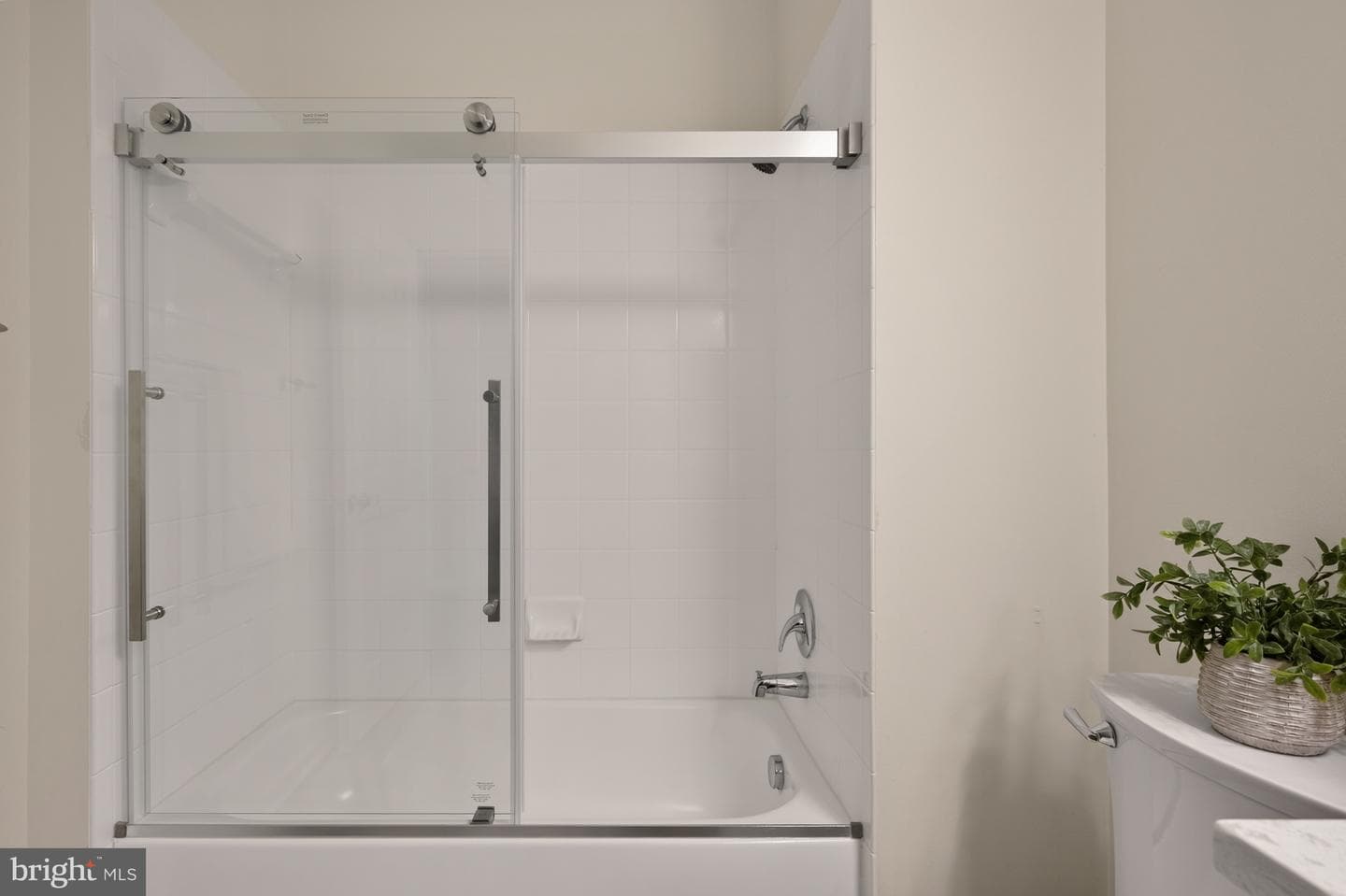 5170 William Colin Court #f photo 23
