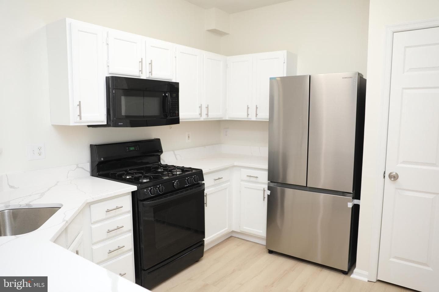 14302 Rosy Lane #33 photo 8
