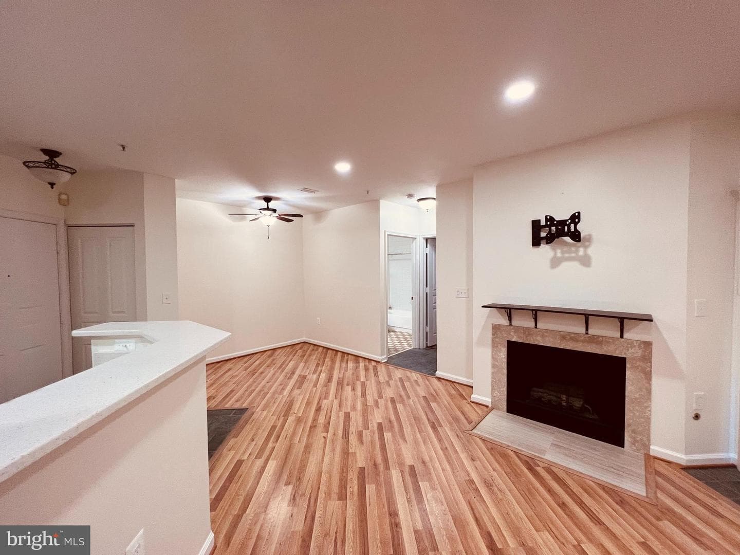 2204 Westcourt Lane #113 photo 4
