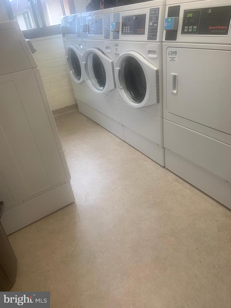 6001 Arlington Boulevard #903 photo 18