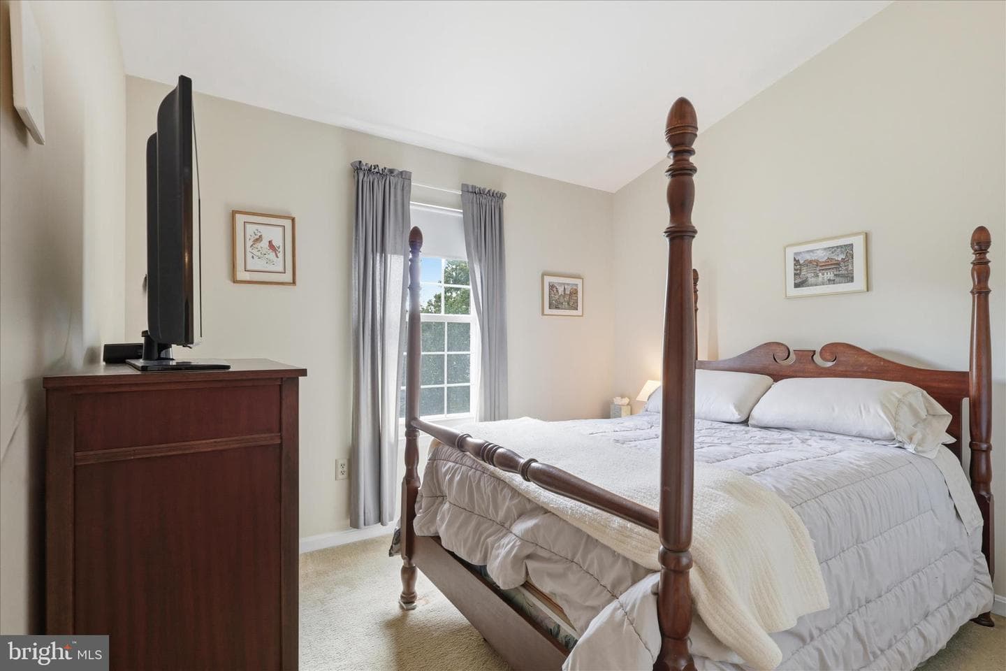 6013 Keble Drive photo 20