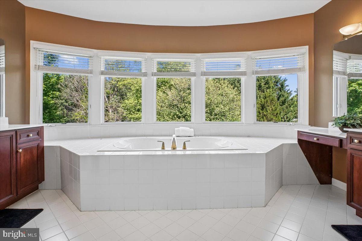 11040 Heathland Drive photo 25