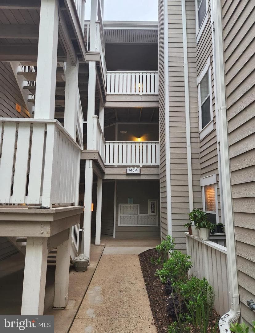 14314 Climbing Rose Way #306, Centreville