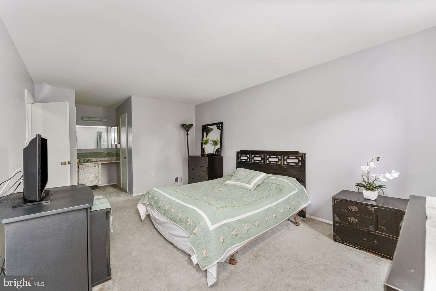 8114 Orville Street photo 33