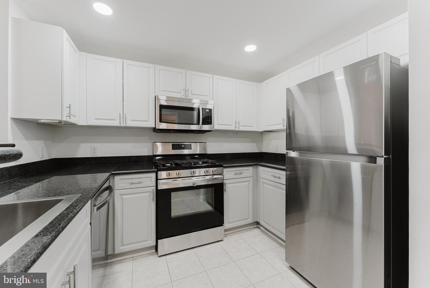 2726 Gallows Road #202 photo 19