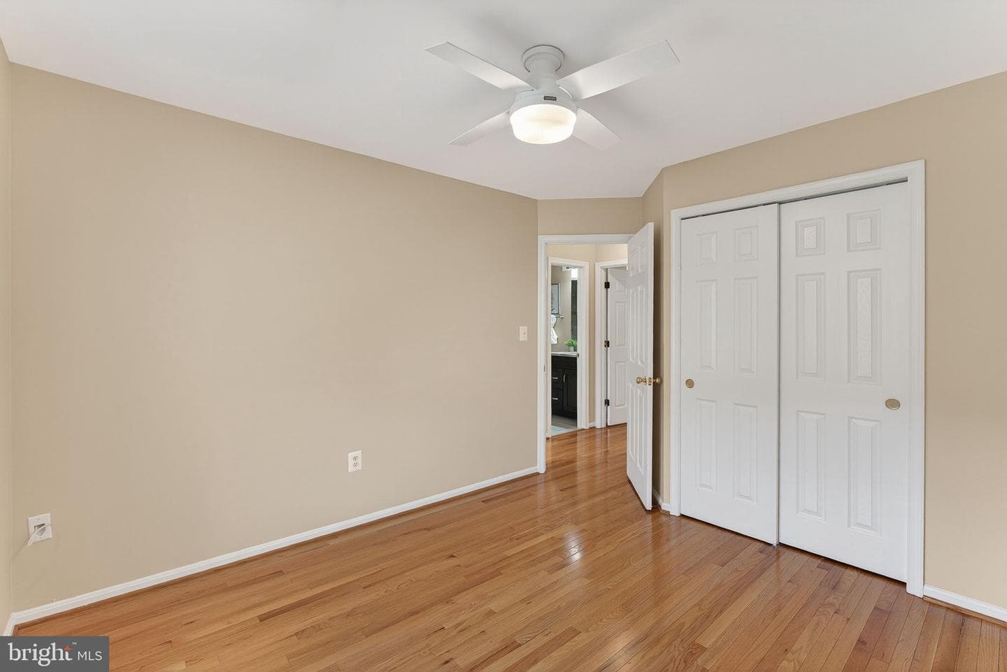 7412 Gillingham Row photo 28