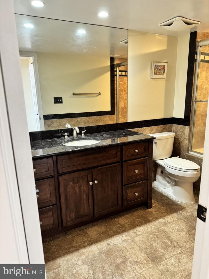 3713 S George Mason Drive #1005 photo 14