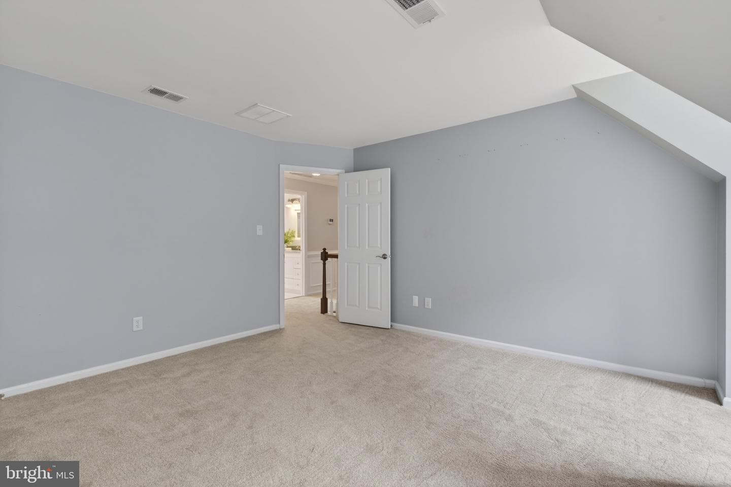 7211 Laketree Drive photo 42