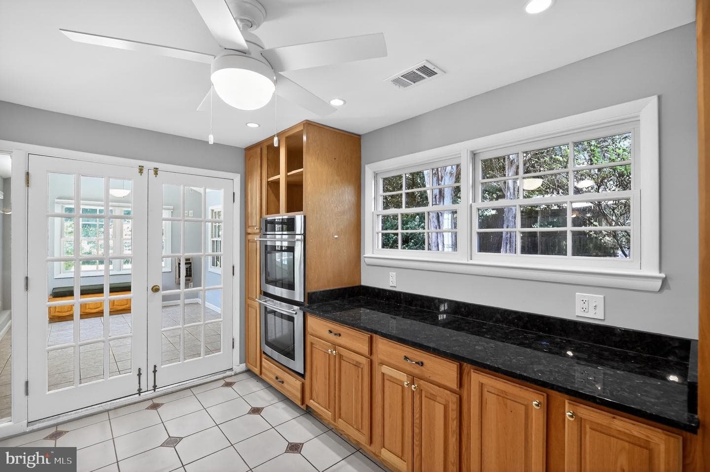 4042 Doveville Lane photo 14