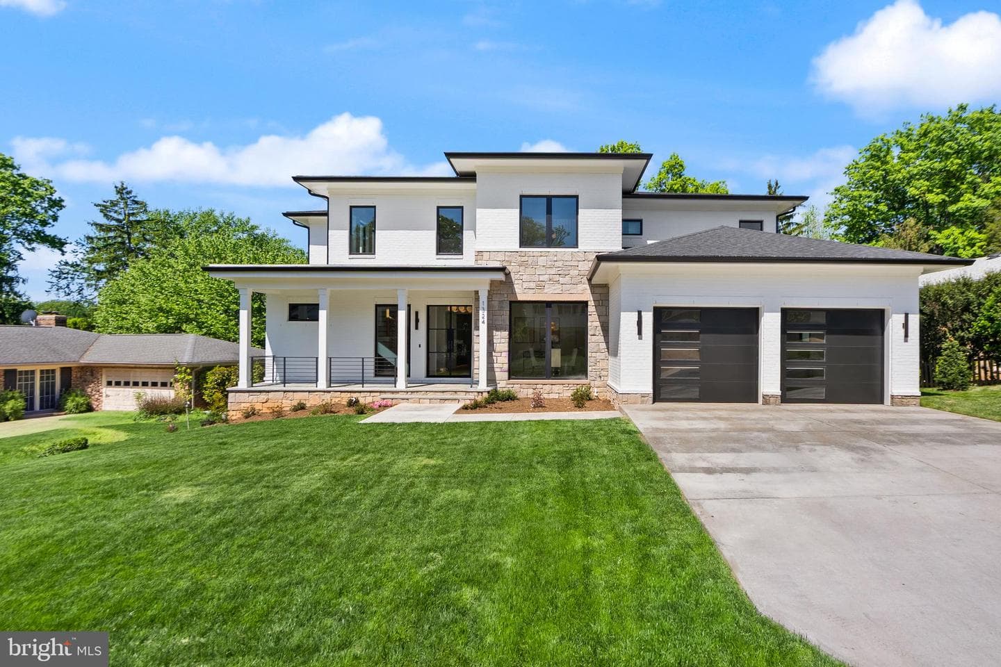 1324 Titania Lane photo 3