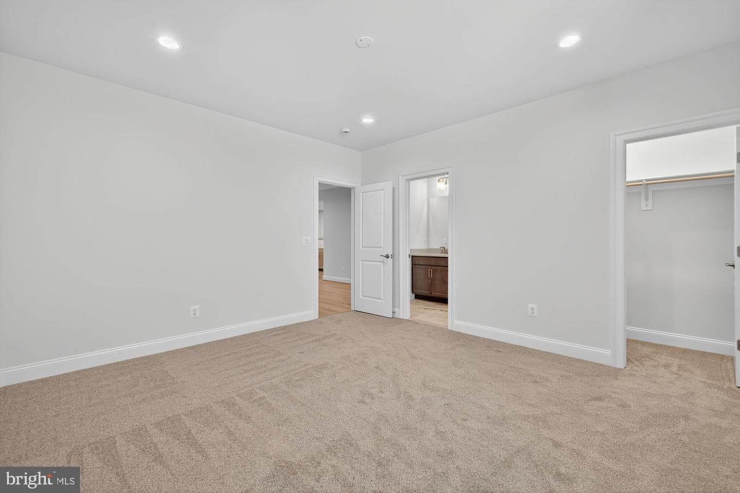 608 Roberts Drive NW photo 25