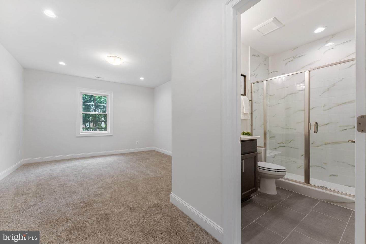 505 Glyndon Street NE photo 53