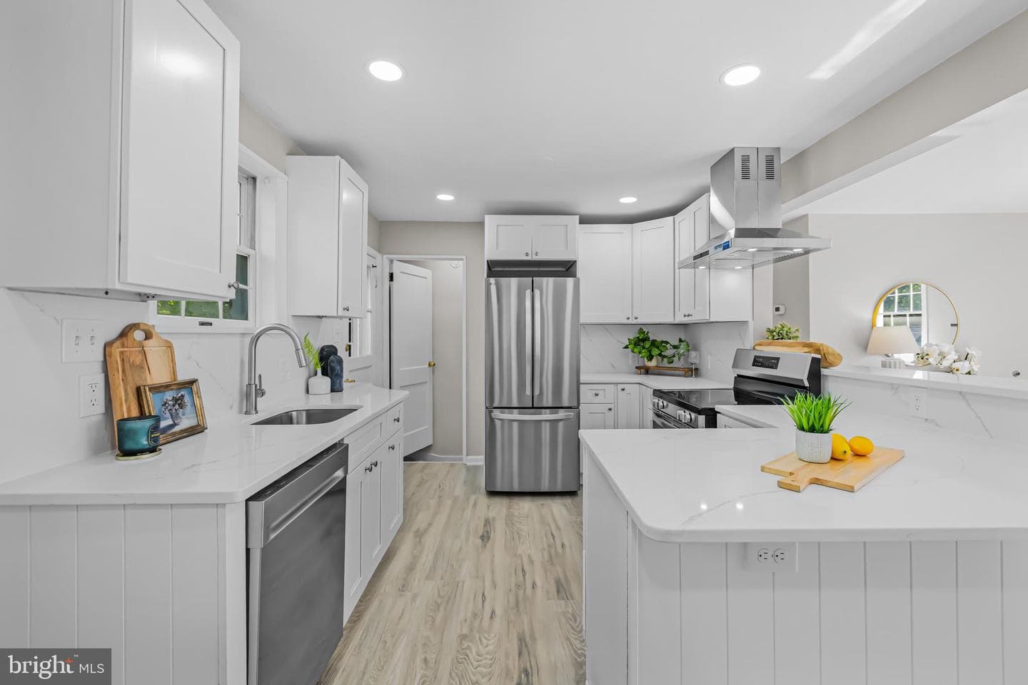 2520 Buckelew Drive, Falls Church