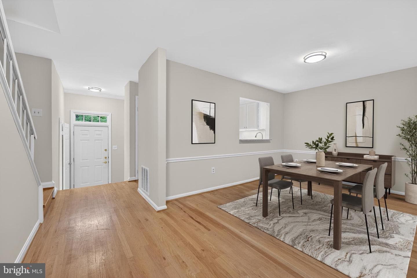 7503 Amesbury Court photo 4