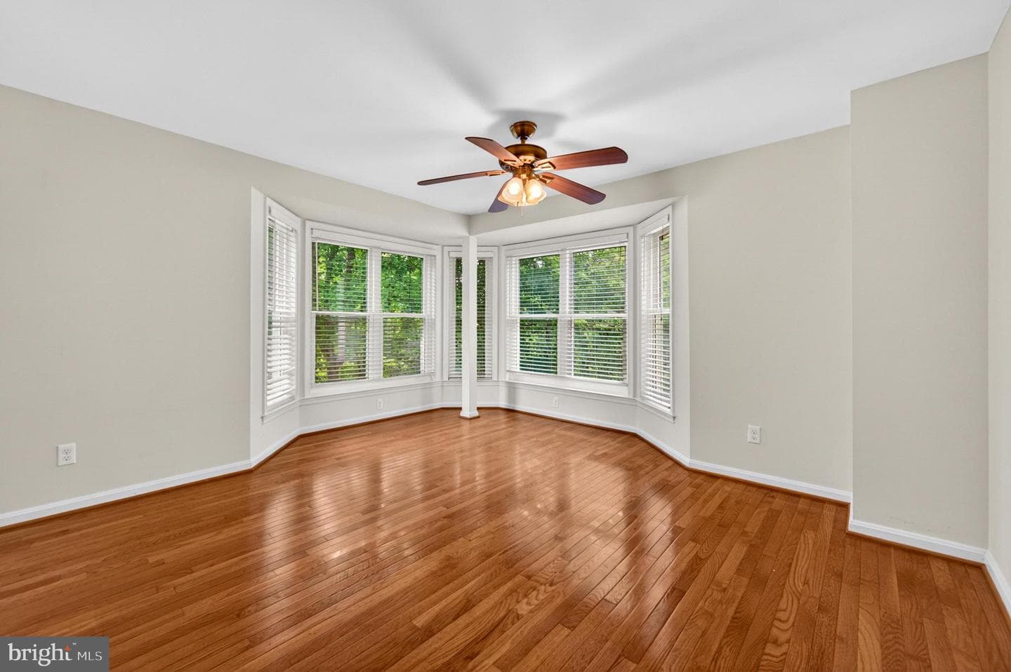 5916 St Giles Way photo 4
