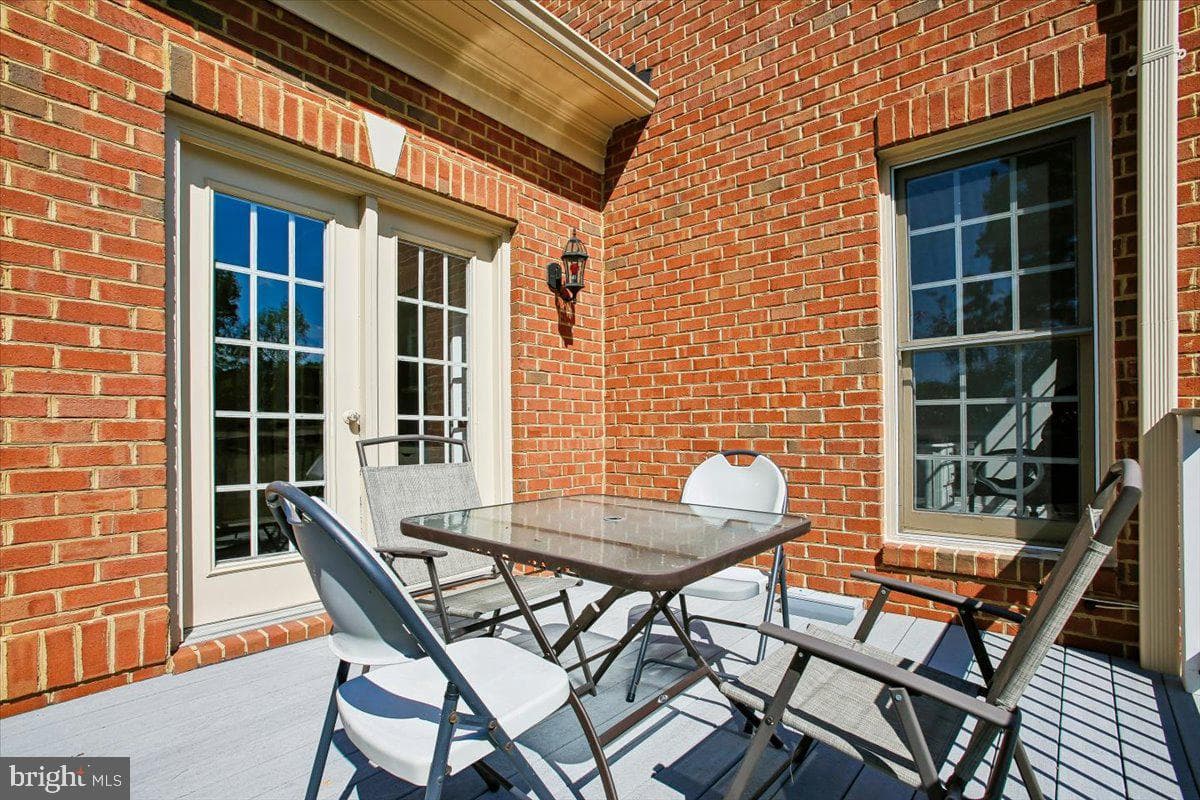 11133 Oakton Road photo 26