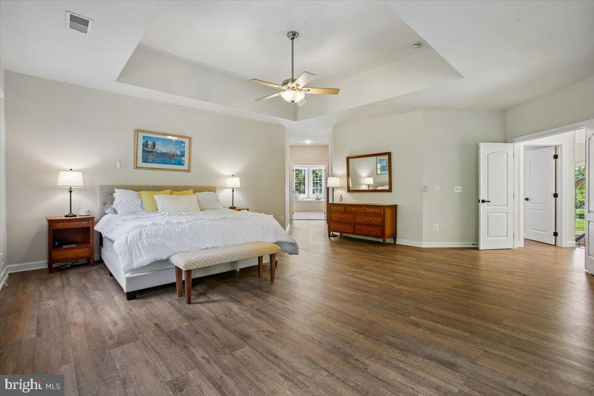 11133 Oakton Road photo 36