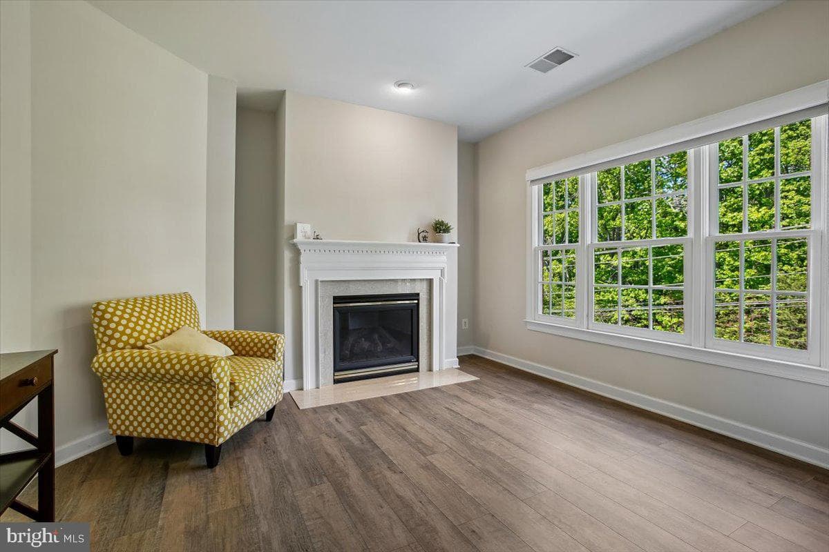 11133 Oakton Road photo 38