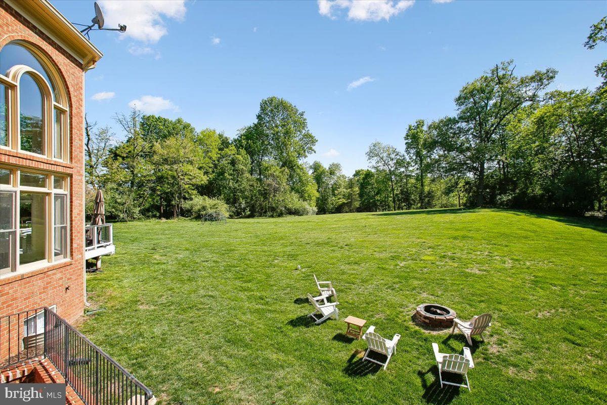 11133 Oakton Road photo 68