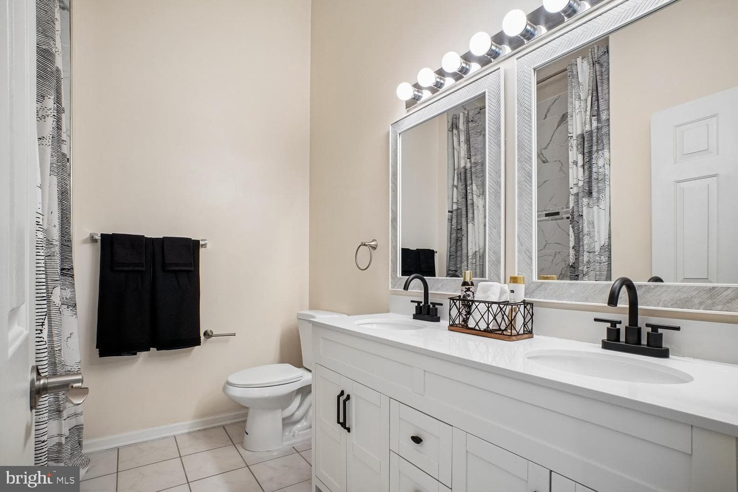 7496 Gadsby Square photo 14