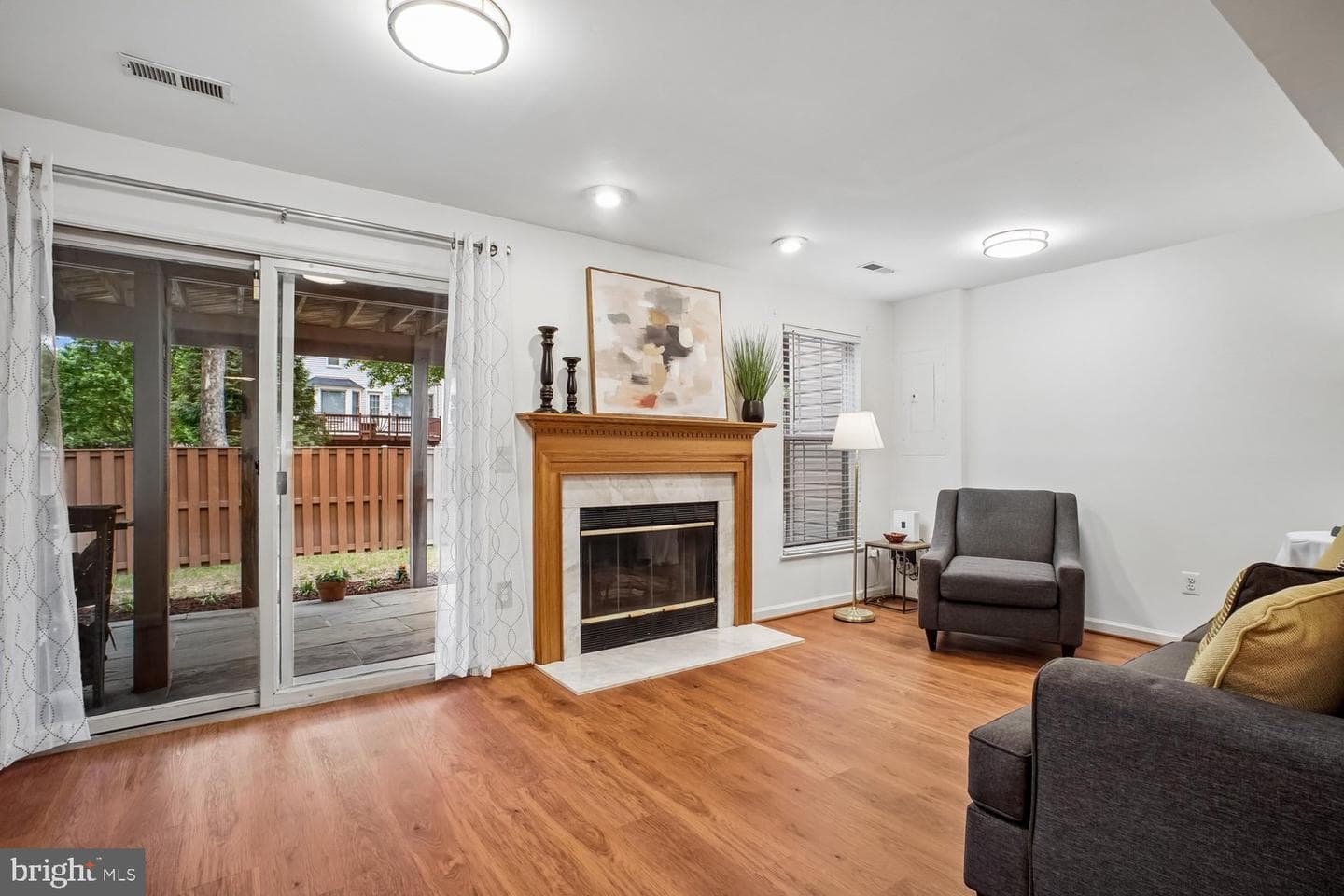 7496 Gadsby Square photo 20