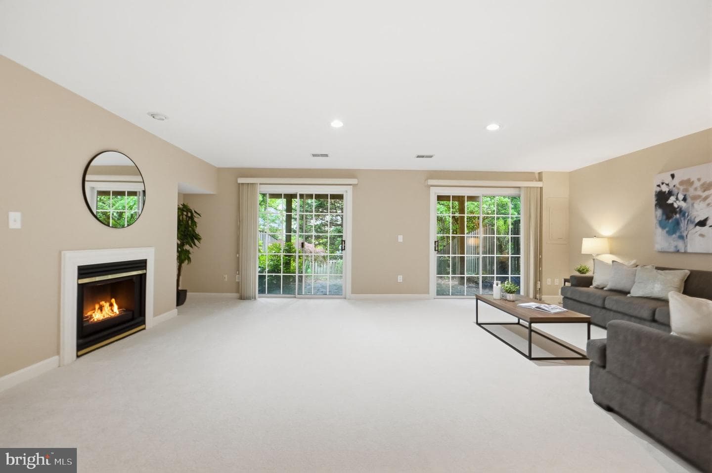 125 Roland Court SW photo 31