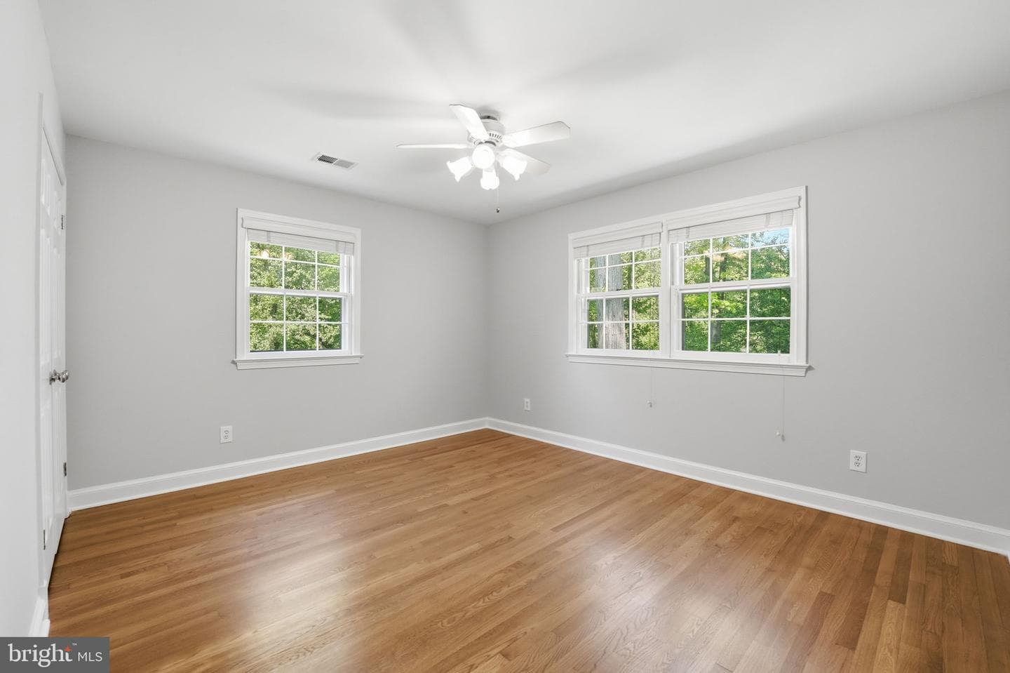 969 Spencer Road photo 32