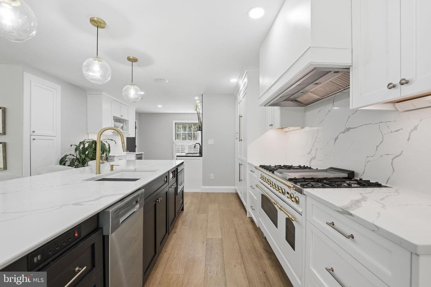 969 Spencer Road photo 6