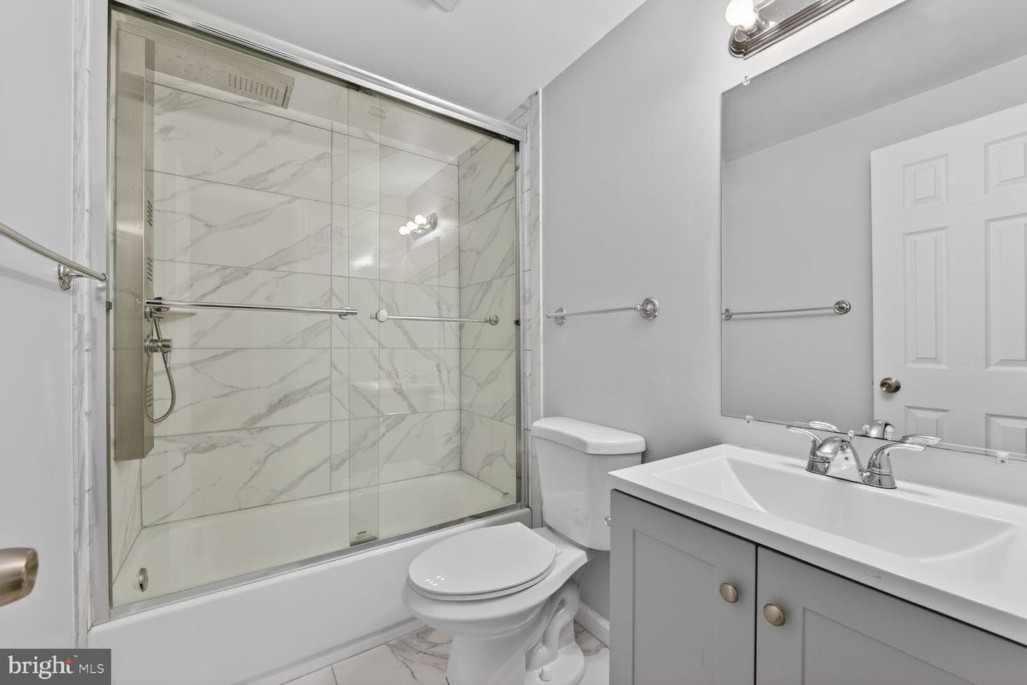 10041 Chestnut Wood Lane photo 22