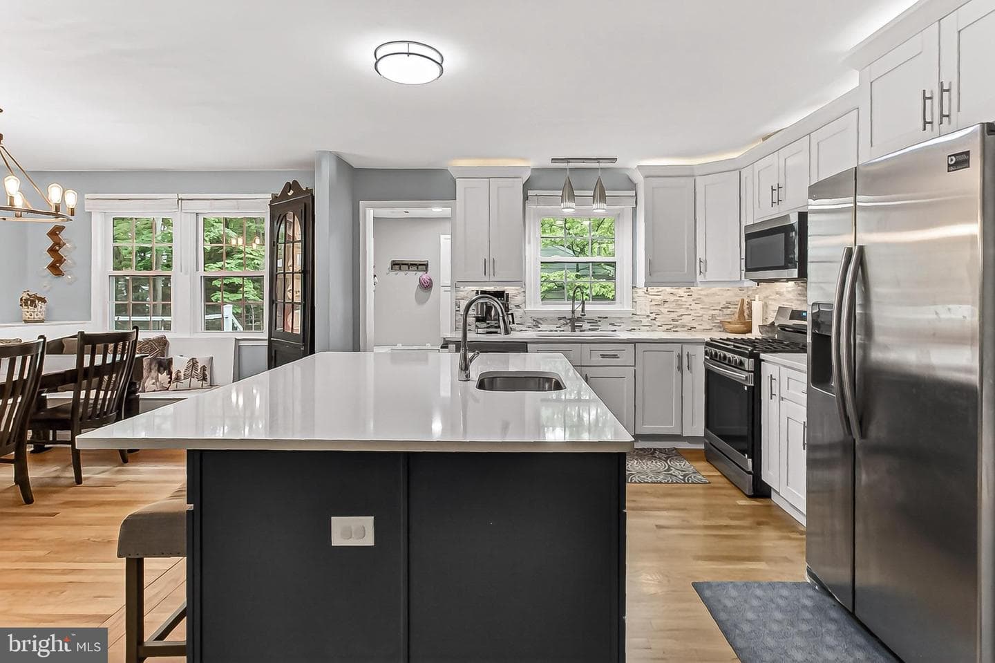 6341 Sydney Road photo 10