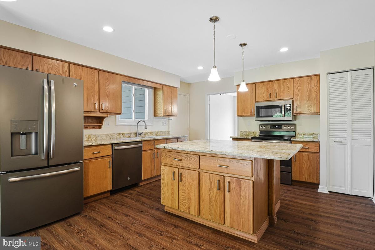 11814 Blue Spruce Road photo 10