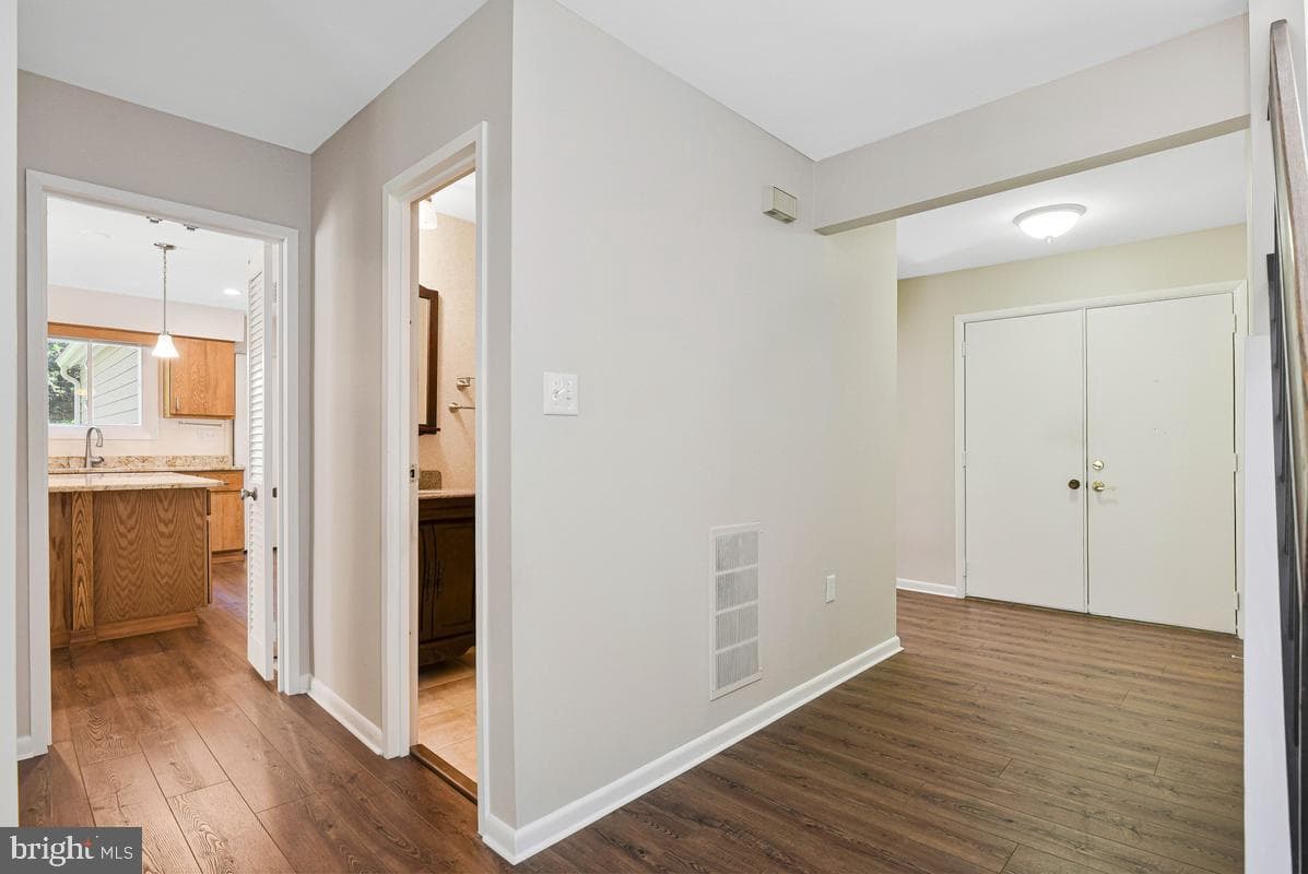 11814 Blue Spruce Road photo 14