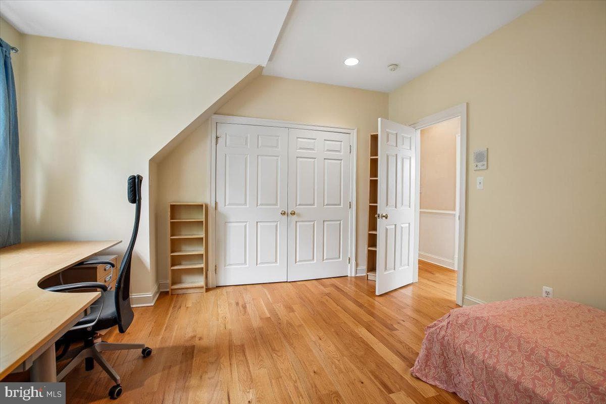 6809 Sorrel Street photo 53