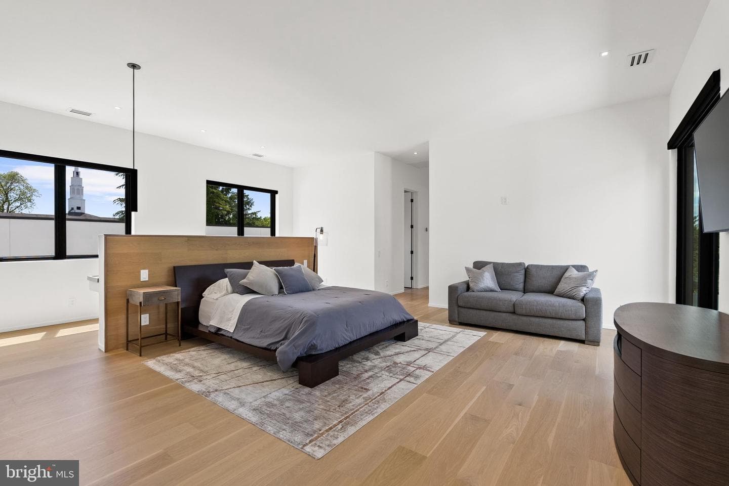 8970 Brook Road photo 25