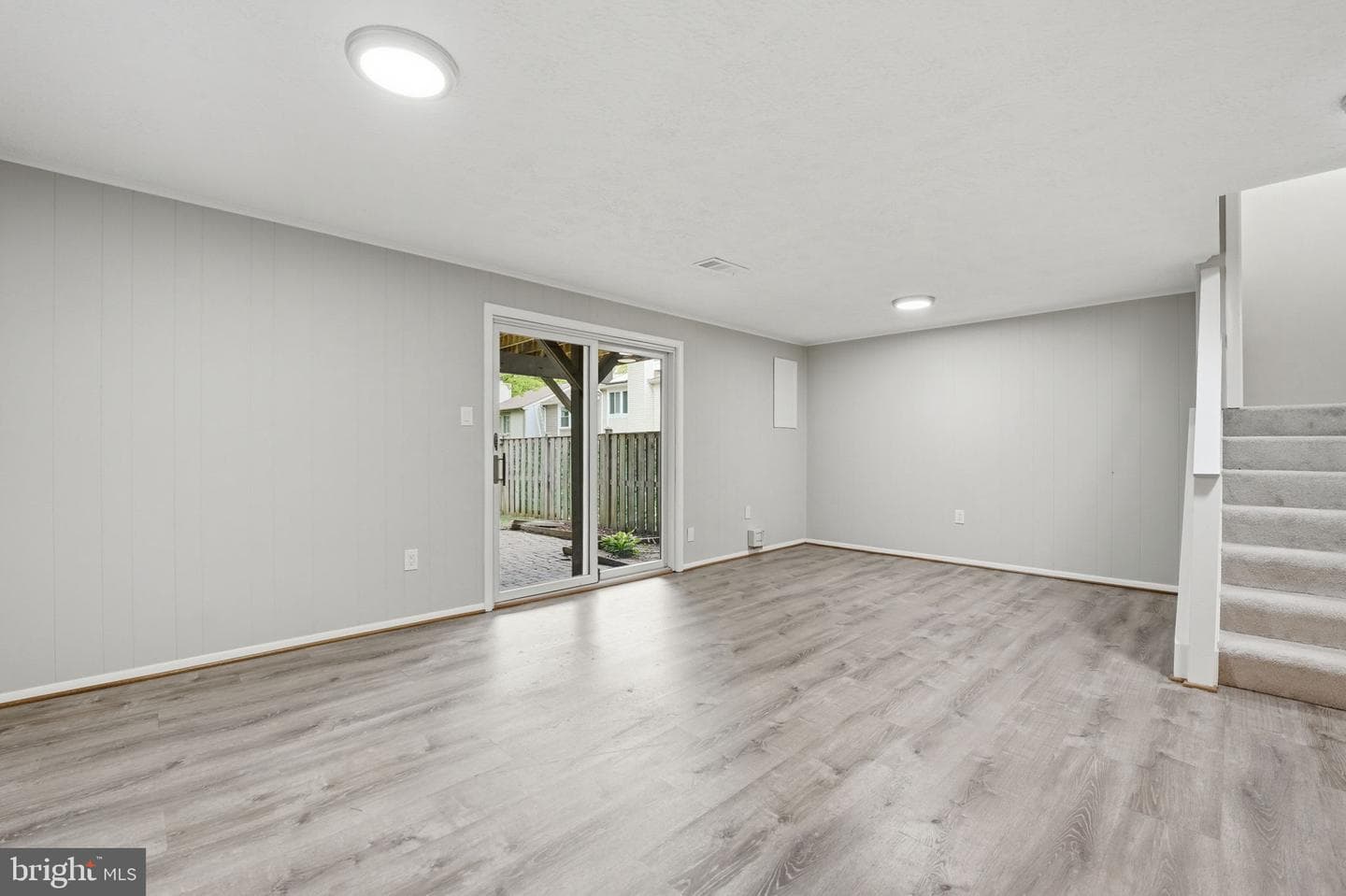 6045 Hollow Knoll Court photo 23
