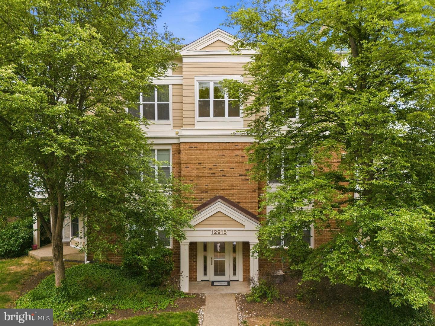 12915 Alton Square #216