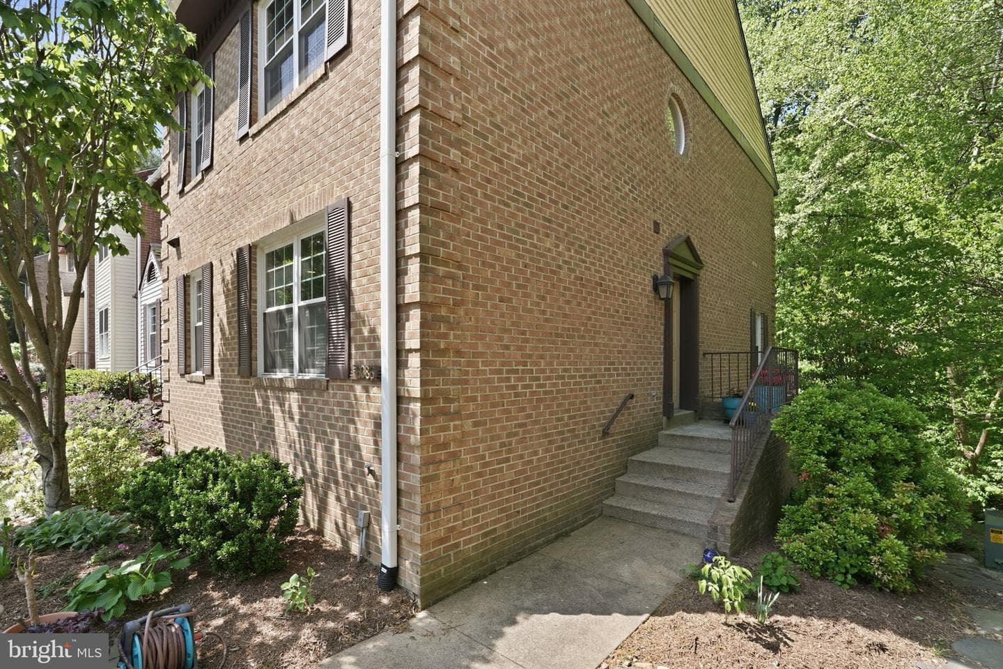 6086 Heatherwood Drive, Alexandria