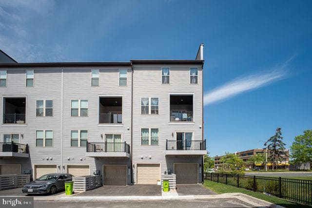 1147 Herndon Parkway #110 photo 48
