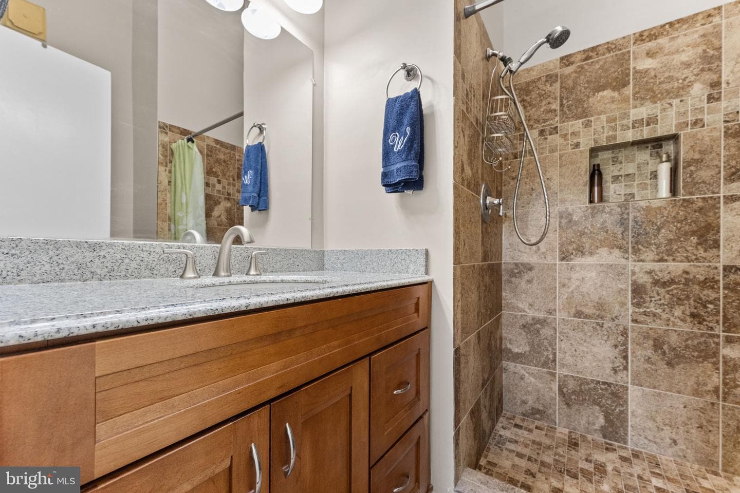 7027 Solomon Seal Court photo 22