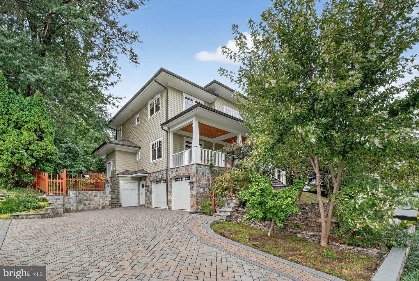 2136 Powhatan Street, Falls Church