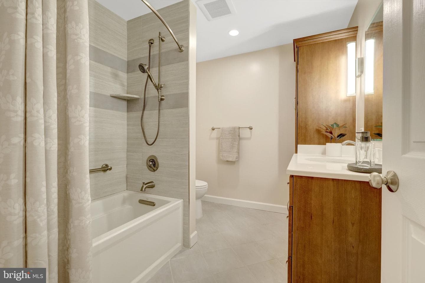 12009 Canter Lane photo 38