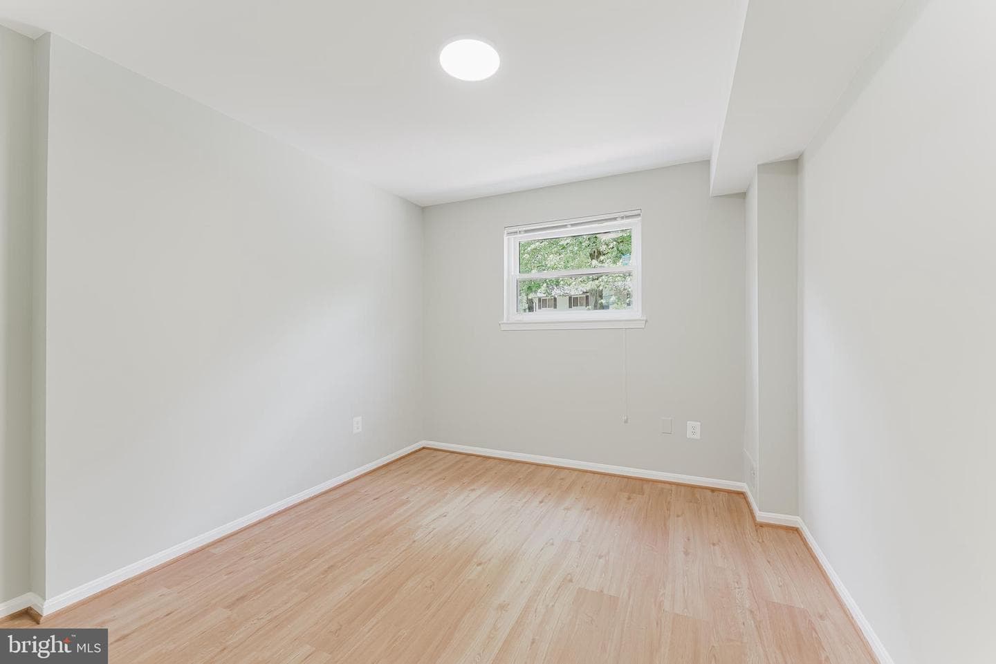 4911 Wycliff Lane photo 14